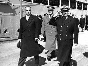 Το κράτος της Δεξιάς που λατρεύουν οι Ελληνες