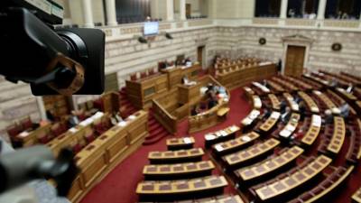 Στην Ολομέλεια το ν/σ «Πρότυπες προτάσεις για έργα υποδομής»