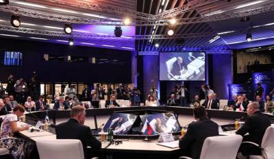 Σακελλαροπούλου: Η συμμετοχή της Ελλάδας στη Σύνοδο των Τριών Θαλασσών, προσθέτει και μια τέταρτη, τη Μεσόγειο