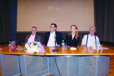 Κατάμεστο το Πνευματικό για τα "Θηλυκά ποτάμια" του Βασ. Αμανατίδη