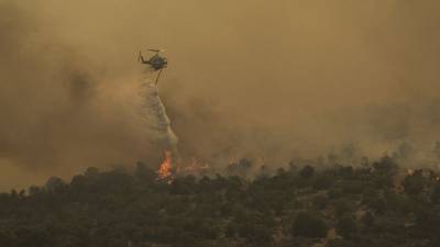 Σε εξέλιξη οι μάχες στα πύρινα μέτωπα - Συνεχής ανανέωση