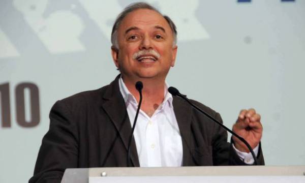 Παπαδημούλης: Αναγκαία η «ανασύνθεση της κυβέρνησης»