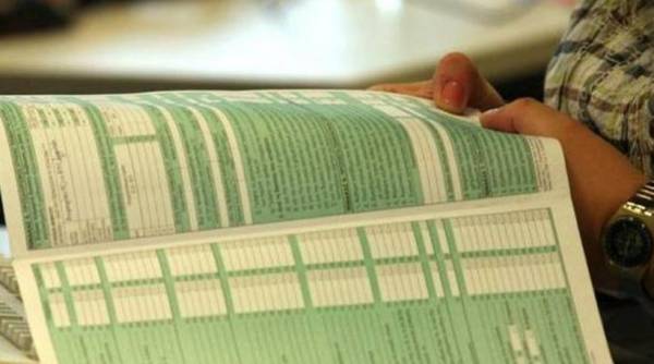 Παράταση για τις φορολογικές δηλώσεις ανακοίνωσε το υπουργείο Οικονομικών