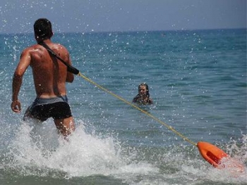 Εξετάσεις για άδεια ναυαγοσώστη
