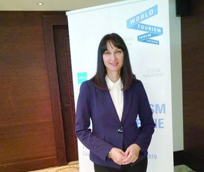 Αισιόδοξη η Κουντουρά μιλάει στην "Ε": “Ερχονται 35 εκ. τουρίστες και φέρνουν 20 δισ. ευρώ”