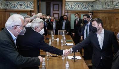 Ανδρουλάκης: Προτεραιότητα η αύξηση του κατώτατου μισθού