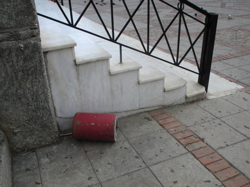 Ξηλώθηκε το κολονάκι