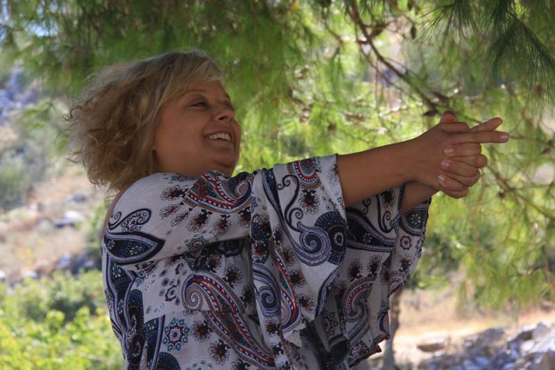 Big Brother εναντίον μικρής Αννούλας