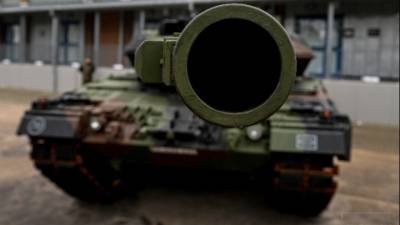 Τα πρώτα τέσσερα Leopard 2 έφτασαν στο Κίεβο από την Πολωνία