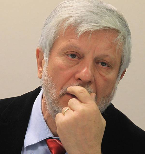 Τρίτη φυγομαχία Τατούλη στη δίκη εναντίον της "Ε"