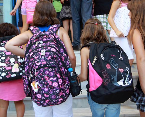 Τα δρομολόγια του ΚΤΕΛ δεν εξυπηρετούν τους μαθητές από Πολυθέα και Αετό