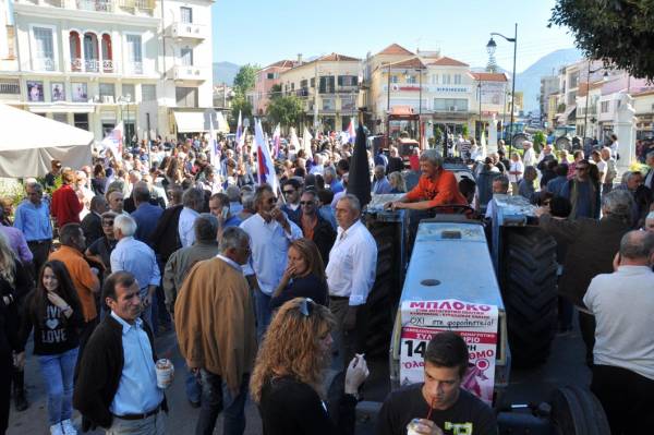 ΠΑΜΕ κατά Εργατικού Κέντρου - ΑΔΕΔΥ για την απεργία στην Καλαμάτα