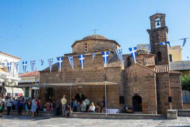 Η εσωστρέφεια της τοπικής ελίτ