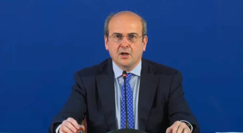 Χατζηδάκης: H επιδότηση των 1.200 ευρώ θα έχει ρήτρα διατήρησης θέσεων - Ανοιχτό ενδεχόμενο αύξησης κατώτατου μισθού