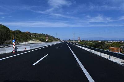 Υπογράφονται 4 συμβάσεις για το Πάτρα - Πύργος