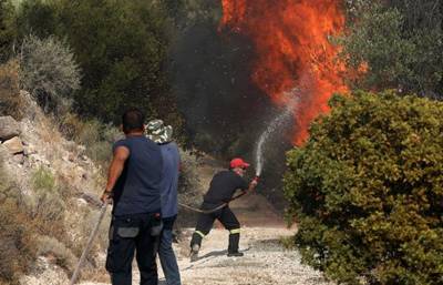Λέσβος: Συνελήφθη 10χρονος που έβαζε φωτιές - «Μου αρέσει να βλέπω τους πυροσβέστες να τις σβήνουν»