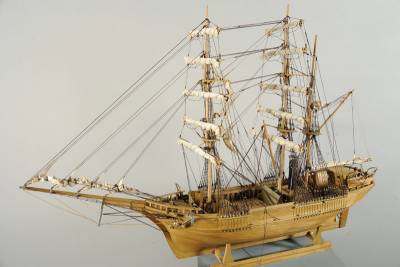 Ομοιώματα πλοίων του Παν. Σοφικίτη στην Παλιά Βουλή