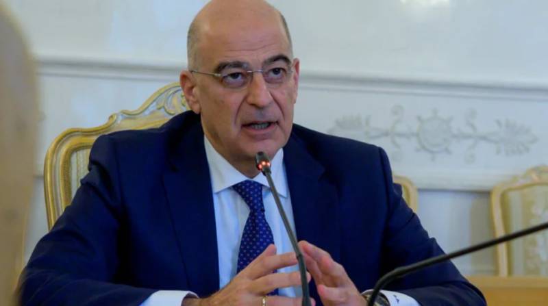 Τηλεδιάσκεψη Δένδια με τα Προξενεία σε Μαριούπολη και Οδησσό: «Ύψιστη προτεραιότητα η προστασία των Ελλήνων»