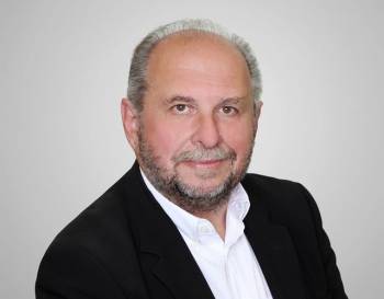 Ο Πάνος Σκουρολιάκος στην &quot;Ε&quot;: “Οι επόμενες γενιές θα μας χλευάσουν”
