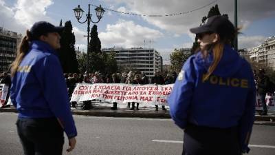 Κινητοποίηση των εκπαιδευτικών ομοσπονδιών ενάντια στη μετατροπή σχολείων σε Ωνάσεια