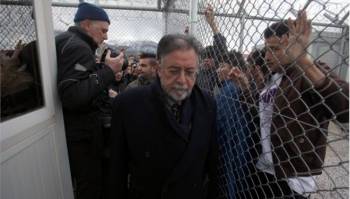 Πανούσης για Αμυγδαλέζα: Θα λύγιζε και ο χειρότερος ρατσιστής