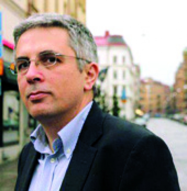 Μανώλης Μάκαρης -γιατρός καρδιολόγος, προτ. υποψήφιος βουλευτής Ν.Δ.: Πρόγραμμα διεξόδου από το σημερινό αδιέξοδο