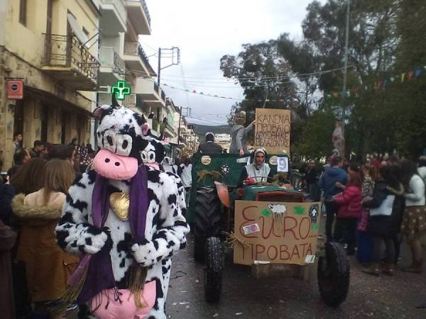 Ομάδα διοργάνωσης καρναβαλιού στα Φιλιατρά