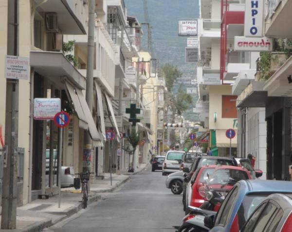 Eναλλάξ στάθμευση από χθες στην οδό Αναγνωσταρά