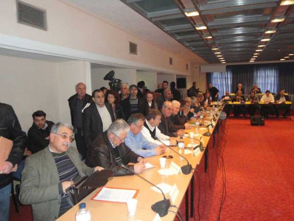 Προβληματισμός για  τις διαφοροποιήσεις στην παράταξη Τατούλη
