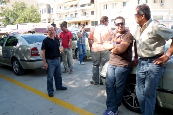 Αποφασίζουν για τις επόμενες κινητοποιήσεις τους οι ιδιοκτήτες ταξί 
