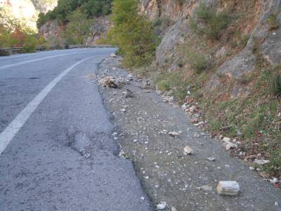 Ξανά πέτρες στο Καλαμάτα - Σπάρτη