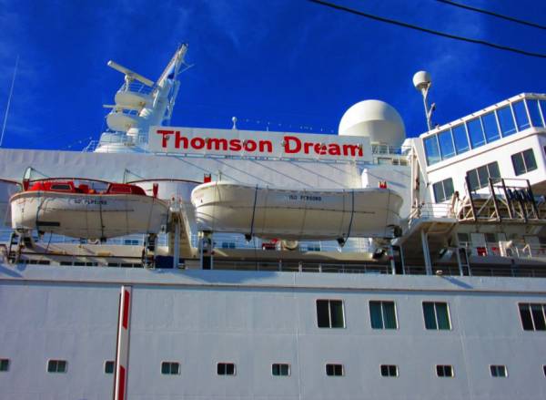 1.541 τουρίστες με το "Thomson Dream" στην Καλαμάτα