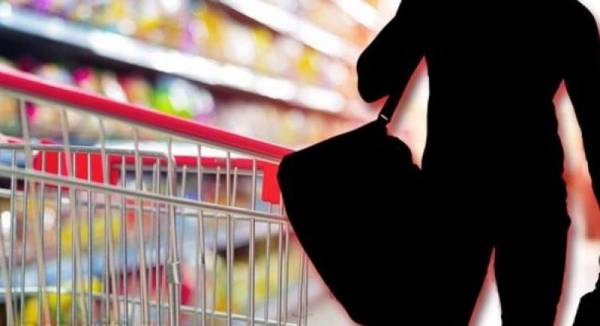 46χρονη έκλεψε 31 μπουκάλια ουίσκι από σούπερ μάρκετ στην Καλαμάτα