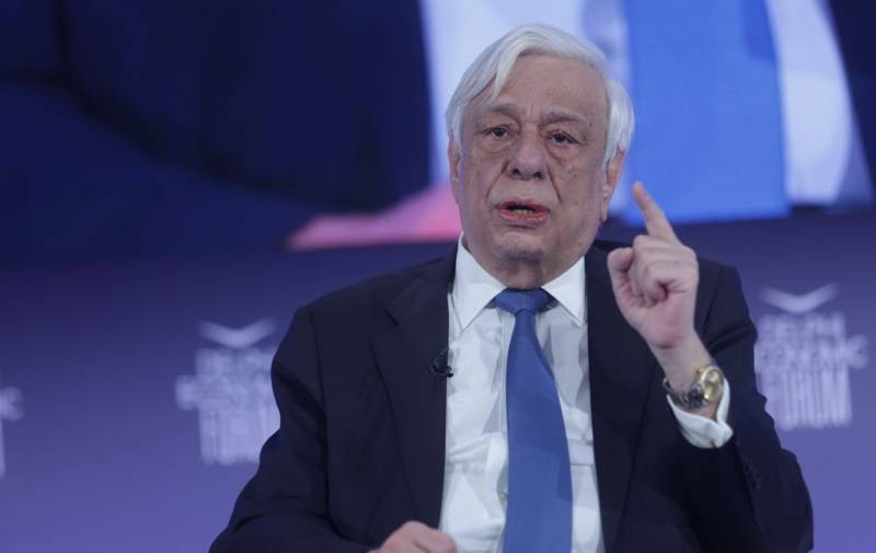 Παυλόπουλος στο Φόρουμ Δελφών: "Η Ελλάδα δεν πρόκειται να δεχθεί εκπτώσεις ως προς την οριοθέτηση Υφαλοκρηπίδας και ΑΟΖ"