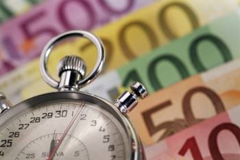 Ρύθμιση ασφαλιστικών εισφορών ζητούν οι δικηγόροι