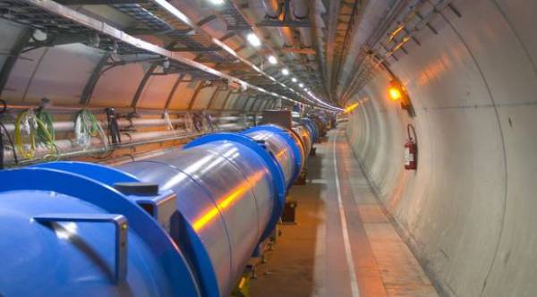 Διαδραστική έκθεση του Cern στην Τρίπολη