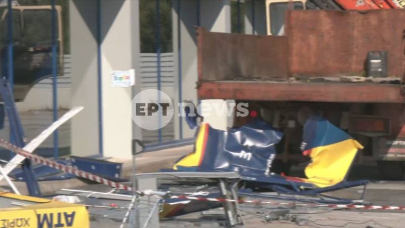 Πόρτο Ράφτη: Ληστές «ξήλωσαν» ΑΤΜ με φορτηγό και άρπαξαν τις κασετίνες με τα χρήματα (βίντεο)