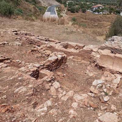 Δημόσια έργα στον... Πύργο του Κάφκα