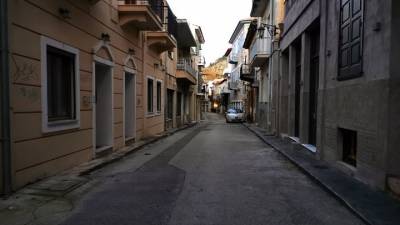 Στο επίπεδο πολύ αυξημένου κινδύνου από σήμερα Αχαΐα και Εύβοια - Τα μέτρα που ισχύουν