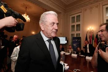 Η θέση του Δημ. Αβραμόπουλου για το δημοψήφισμα