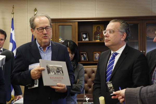 Αλληλοσυγχαίρονταν Νίκας και Κουμουτσάκος