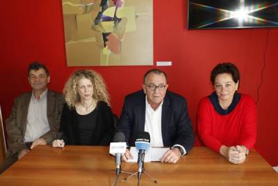 Υποψήφιοι ευρωβουλευτές του ΣΥΡΙΖΑ στην Καλαμάτα: "Κρίσιμες οι ευρωεκλογές γιατί αφορούν τη ζωή μας" (βίντεο)