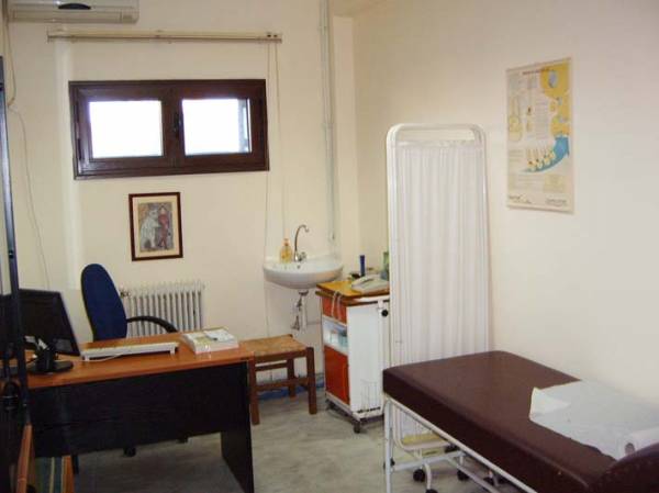 Παράταση για το Ιατρείο Βλαχόπουλου