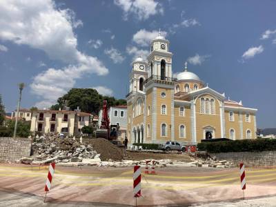 Καλαμάτα: Ξεκίνησαν τα έργα ανάπλασης στην πλατεία Υπαπαντής