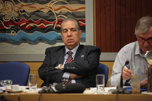 Βλαταράκος από Καλαμάτα: "Ελλείψεις προσωπικού σε νοσοκομεία και ΠΕΔΥ"