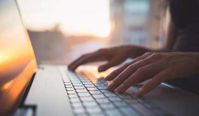 Υπουργείο Εργασίας: Ισχυρή σύσταση για τηλεργασία σε όλες τις ιδιωτικές επιχειρήσεις, όπου αυτό είναι εφικτό