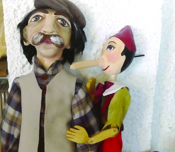 Η ιστορία του Πινόκιο από την κουκλοπαρέα της Πειραματικής