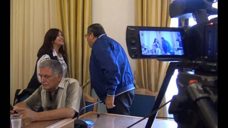 Το εμπάργκο στα ΜΜΕ είναι αντιδημοκρατικό