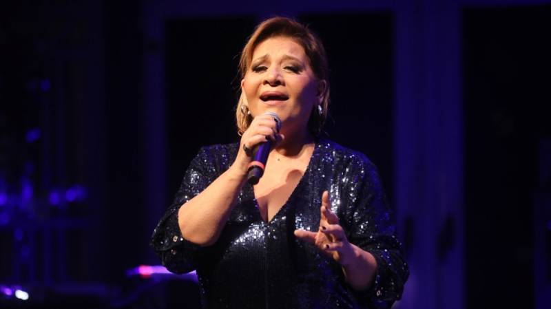 Η Γιώτα Νέγκα τον Αύγουστο στο Χανδρινού