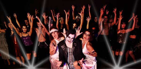 Πρόβες για το «Καμπαρέ» στο «Συν1 - Μιχάλης Τούμπουρος»